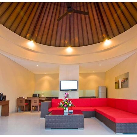 Oval Villa Bali Seminyak Chambre photo