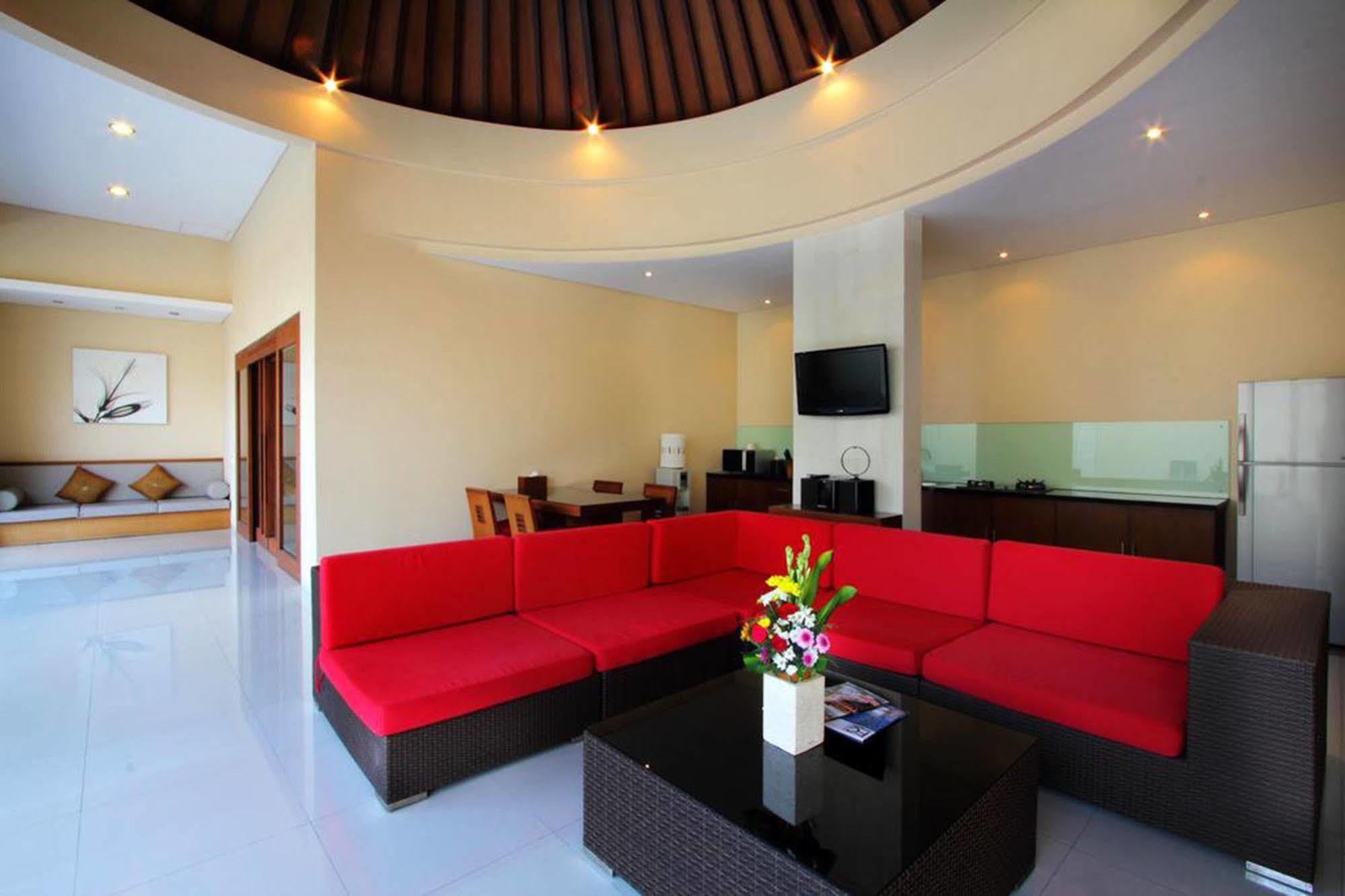 Oval Villa Bali Seminyak Extérieur photo