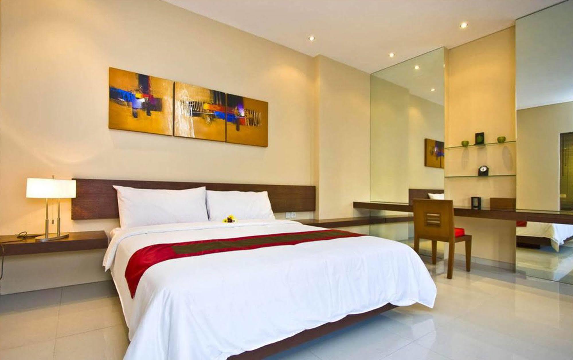 Oval Villa Bali Seminyak Extérieur photo