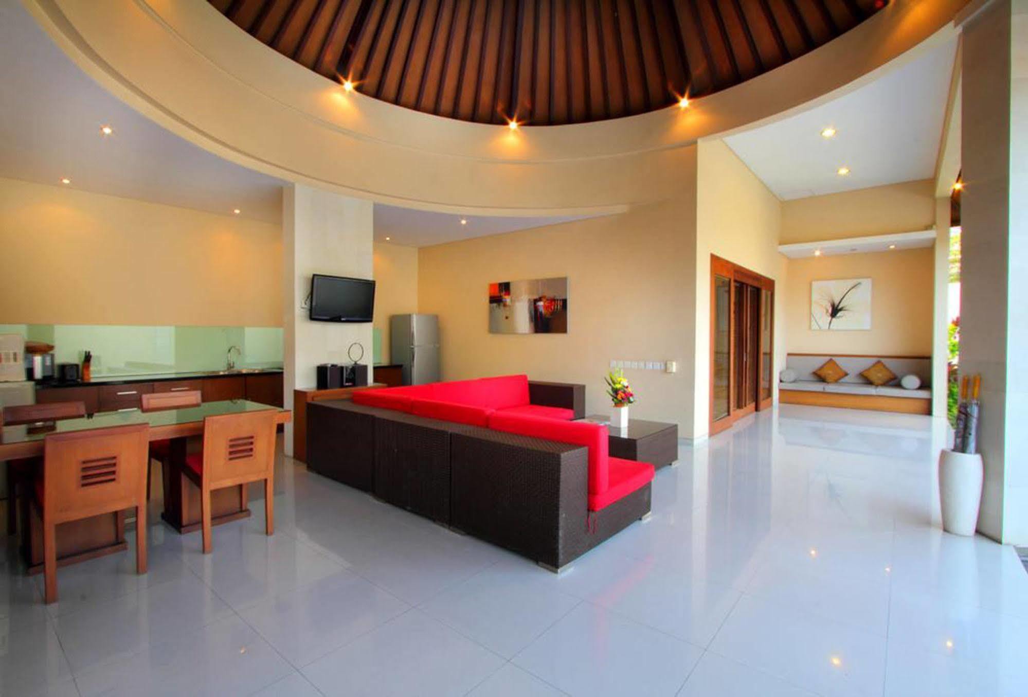 Oval Villa Bali Seminyak Extérieur photo