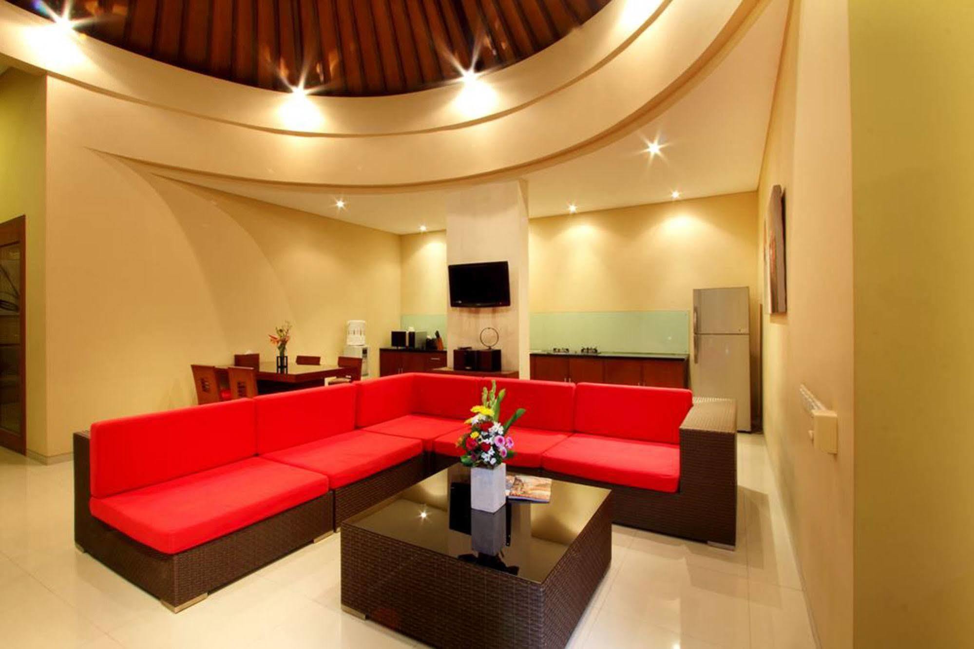 Oval Villa Bali Seminyak Extérieur photo